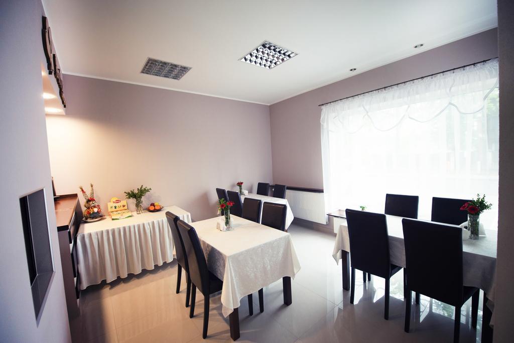 Makara Hotel Katowice Ngoại thất bức ảnh