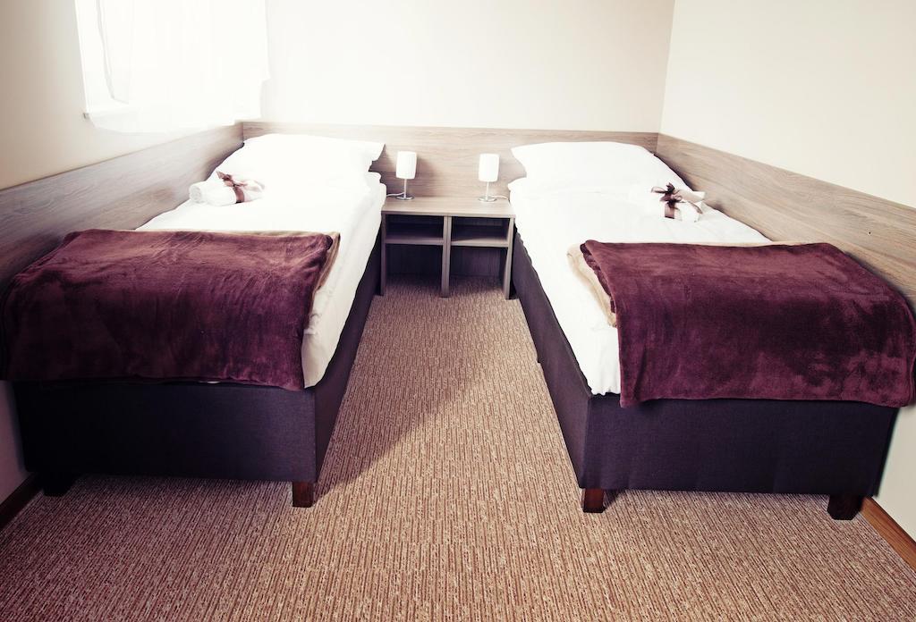 Makara Hotel Katowice Phòng bức ảnh